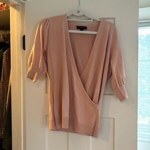 NWOT Ann Taylor light pale dusty pink sz small short sleeve knit blouse